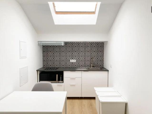 Quarto alugar em Avenidas Novas, Lisboa