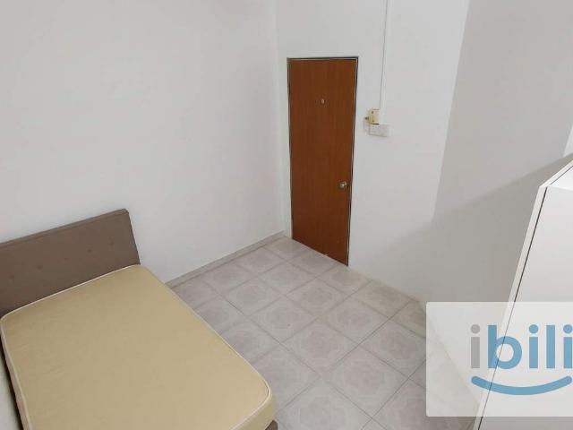 Room for rent in Petaling, Damansara Damai