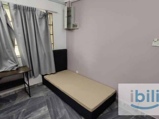 Room for rent in Petaling, Damansara Damai