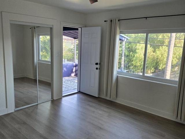Room for rent in Adams-Normandie, Los Angeles
