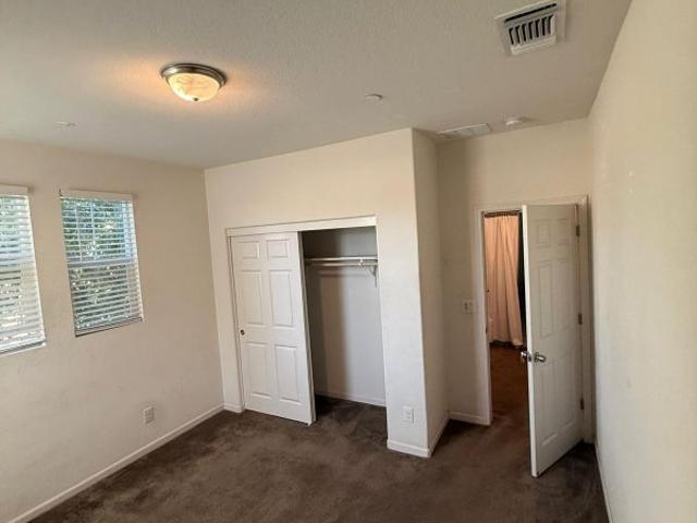 Room for rent in Sacramento, California