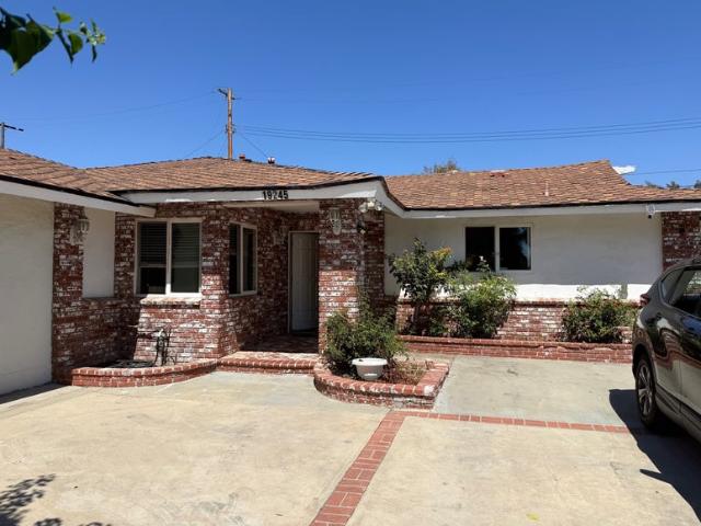 Room for rent in Canoga Park, California