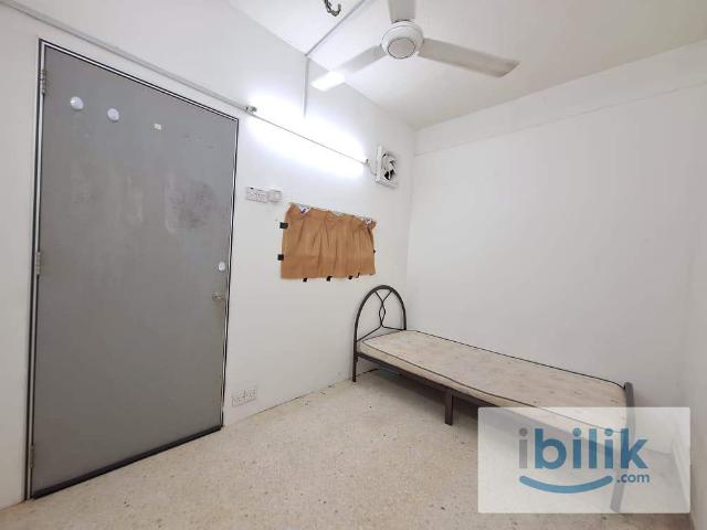 Room for rent in Country Heights Damansara, Kuala Lumpur
