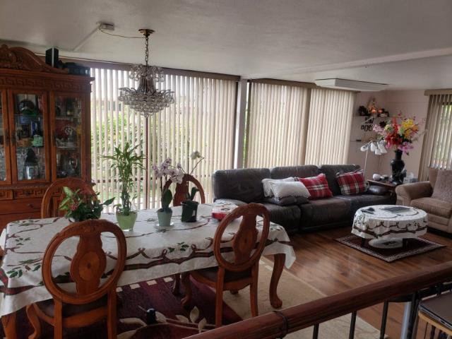 Room for rent in Midway City, California