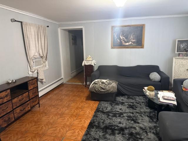 Room for rent in The Ironbound, Newark