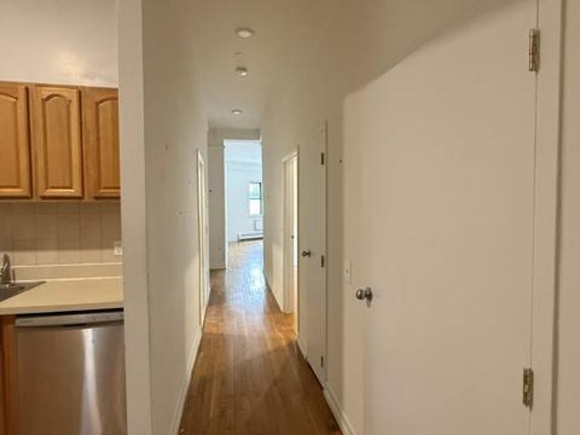 Room for rent in Arverne, New York