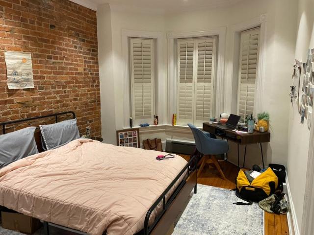 Room for rent in Ward 1, Washington