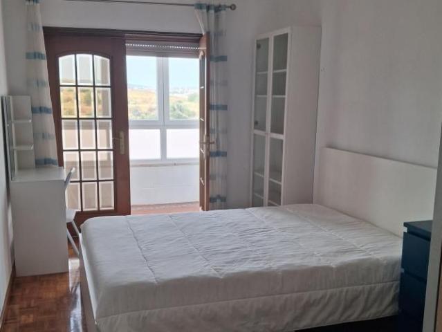 Quarto alugar em Cacilhas Centro, Almada
