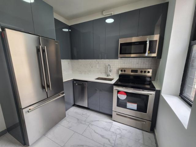 Room for rent in Arverne, New York