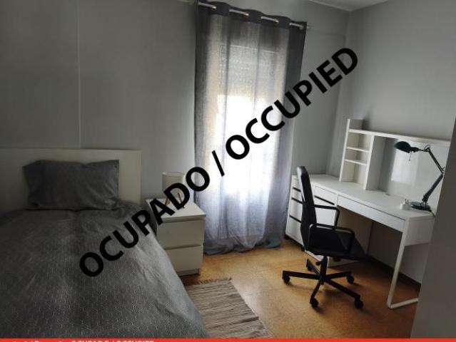 Quarto alugar em Urbanização Filipa d‘Água, Almada