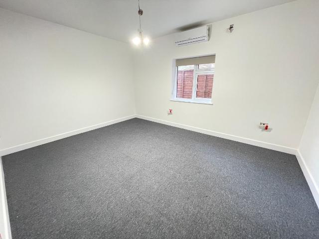 Room for rent in Spring Park, Luton