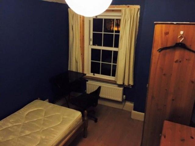 Room for rent in Northgate Village, Two Mills