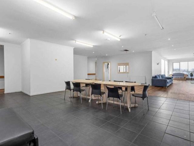 Granny Flat for rent in Coburg North, Melbourne