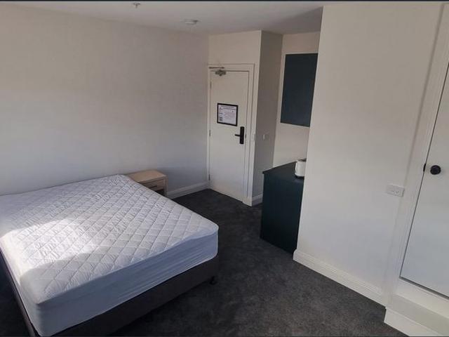 Room for rent in Geelong, Victoria
