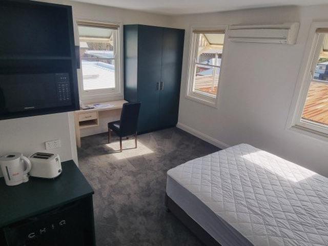 Granny Flat for rent in Geelong, Victoria