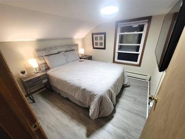 Room for rent in Guilderland, New York