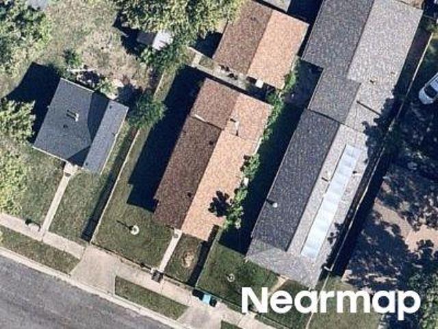 House for sale in East Saint Louis, Illinois