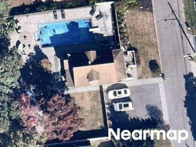 House for sale in Nesconset