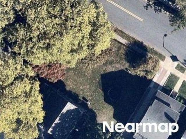 Property for sale in Ampere, East Orange