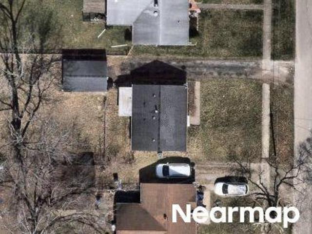 House for sale in Elyria