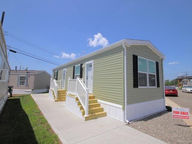 Property for sale in Carteret, New Jersey