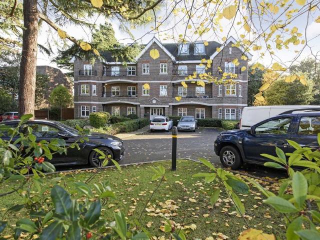 Apartment for rent in Southfields, Greater London