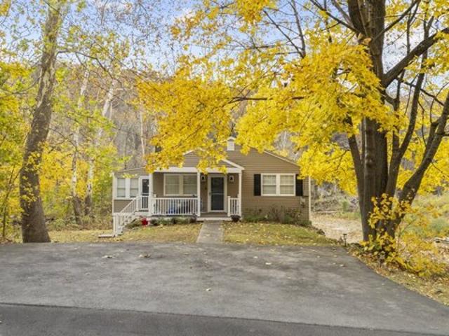 House for sale in Oxford, Connecticut