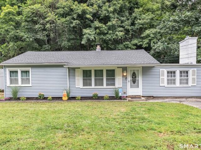 House for sale in Seymour, Connecticut