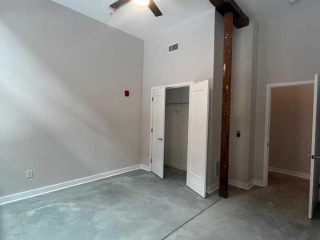 Apartment for rent in Central Falls, Providence County