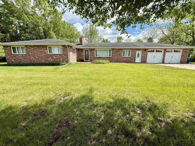 House for sale in Hemlock