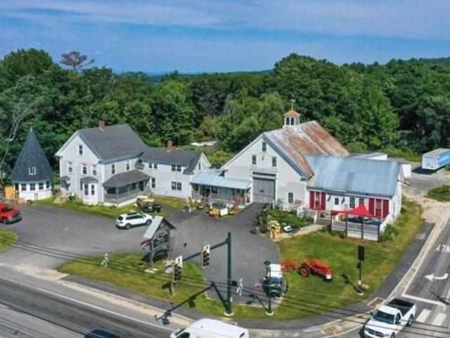 House for sale in Naples, Maine