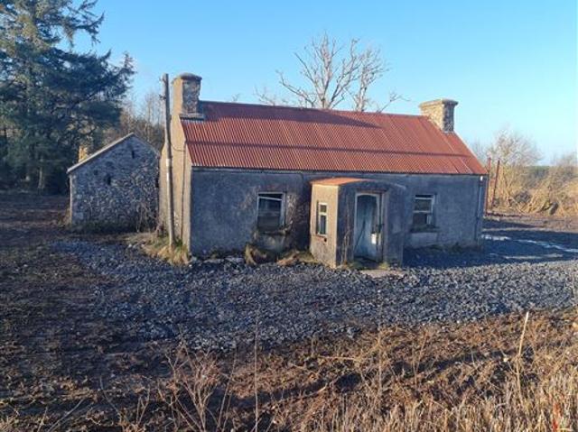 Terraced House for sale in Doocastle