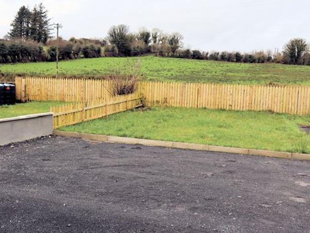 Cottage for sale in Ballynacarrow
