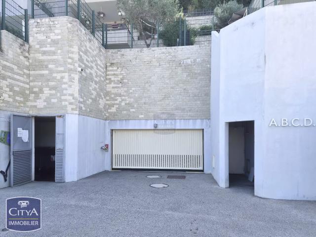 Garage vente à Roquebrune-Cap-Martin, Alpes-Maritimes