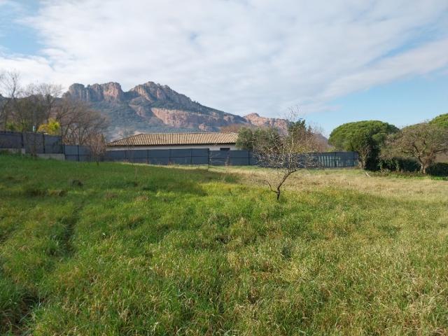 Terrain vente à Arrondissement de Draguignan, Roquebrune-sur-argens