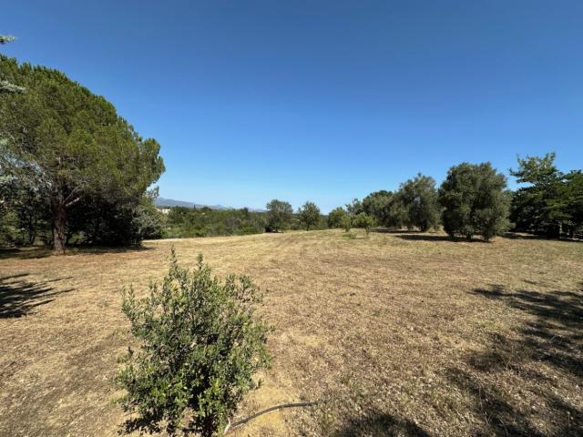 Terrain vente à Arrondissement de Draguignan, Roquebrune-sur-argens