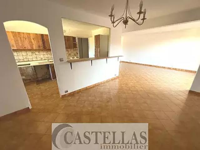 Appartement vente à Marseille, Roquefort-la-bédoule