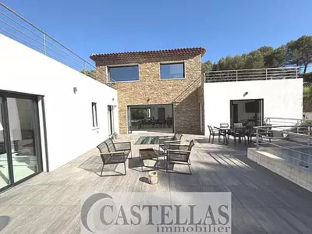 Maison vente à Marseille, Roquefort-la-bédoule