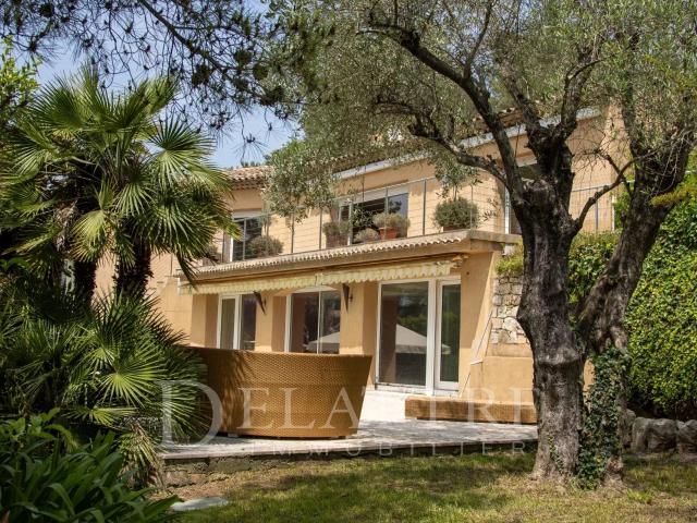 Villa vente à Grasse, Roquefort-les-pins