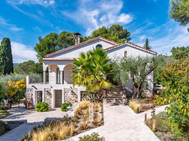 Villa vente à Grasse, Roquefort-les-pins