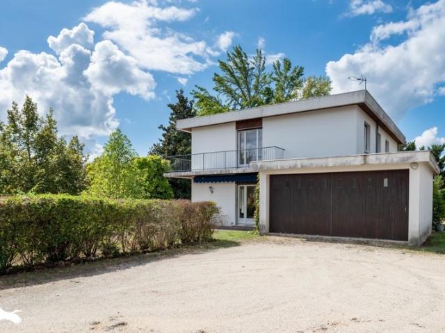 Maison vente à France métropolitaine, Roquefort