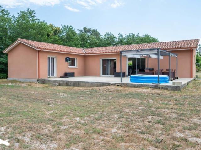 Maison vente à Roquefort