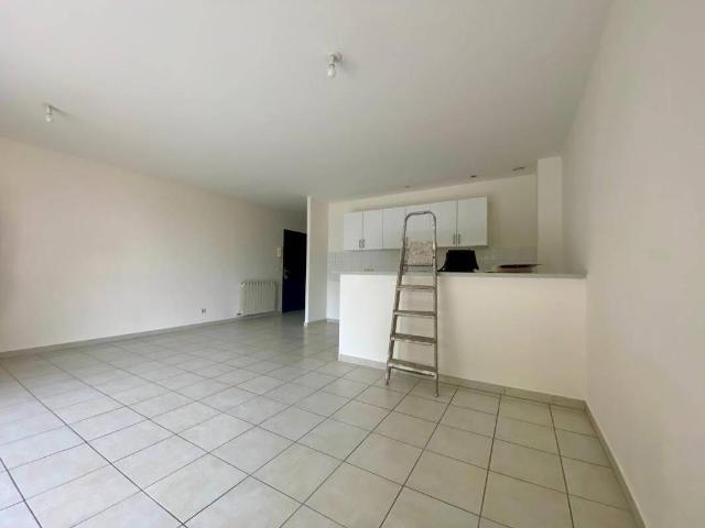 Appartement location à Roquemaure, Gard