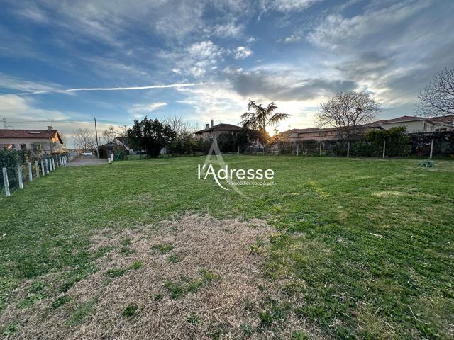 Terrain vente à Roques, Haute-Garonne