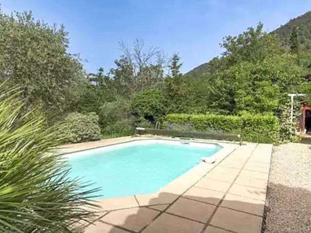 Maison vente à Nice, Roquesteron