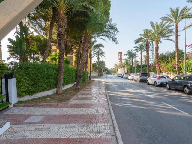 Apartamento en alquiler en Aguadulce, Roquetas De Mar