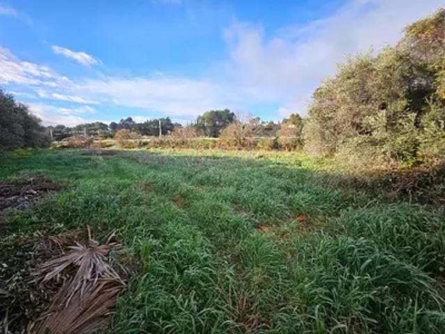 Terrain vente à France métropolitaine, Roquevaire