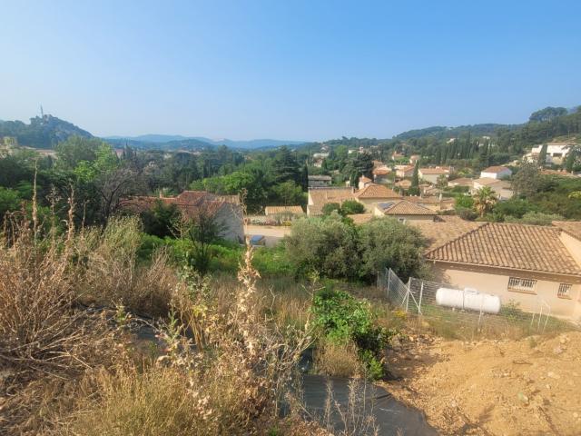 Terrain vente à Marseille, Roquevaire