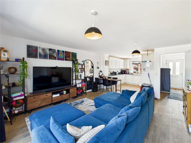 House for rent in Elmstead, Dale Hill