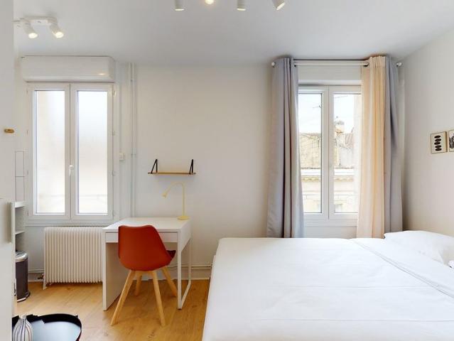 Studio location à Bordeaux, Port de la Lune, Bordeaux